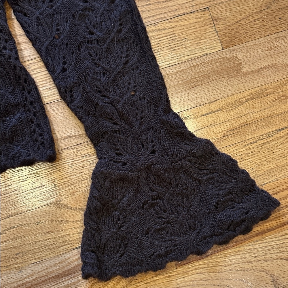 NWT FARM Rio Lace Stitch Knit Ruffles Cardigan - Picture 9 of 11